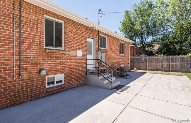 2895 Eudora Street, Denver, CO 80207