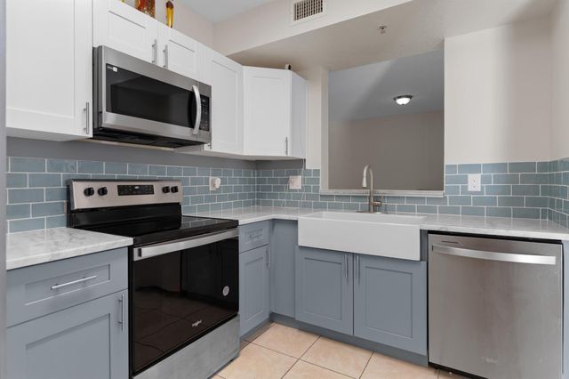 1165 Golden Lakes Boulevard 1212, West Palm Beach, FL 33411