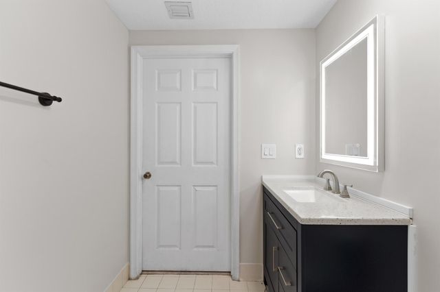 1165 Golden Lakes Boulevard 1212, West Palm Beach, FL 33411