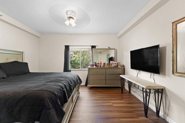 1165 Golden Lakes Boulevard 1212, West Palm Beach, FL 33411