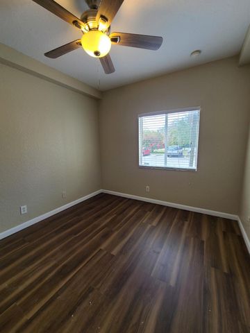 1165 Golden Lakes Boulevard 1212, West Palm Beach, FL 33411