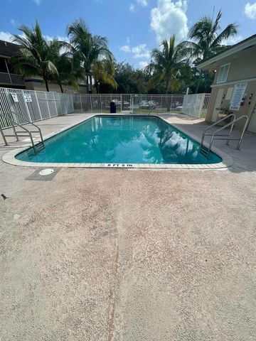 1165 Golden Lakes Boulevard 1212, West Palm Beach, FL 33411