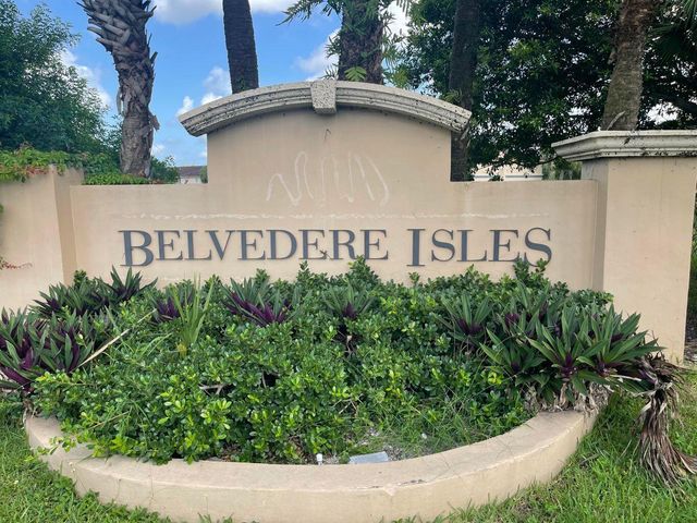 1165 Golden Lakes Boulevard 1212, West Palm Beach, FL 33411