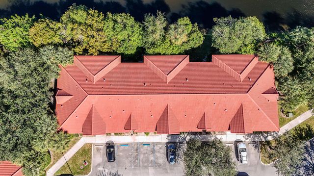 1165 Golden Lakes Boulevard 1212, West Palm Beach, FL 33411