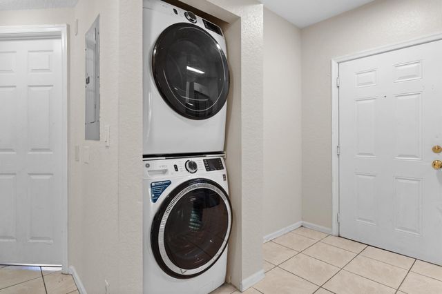 1165 Golden Lakes Boulevard 1212, West Palm Beach, FL 33411