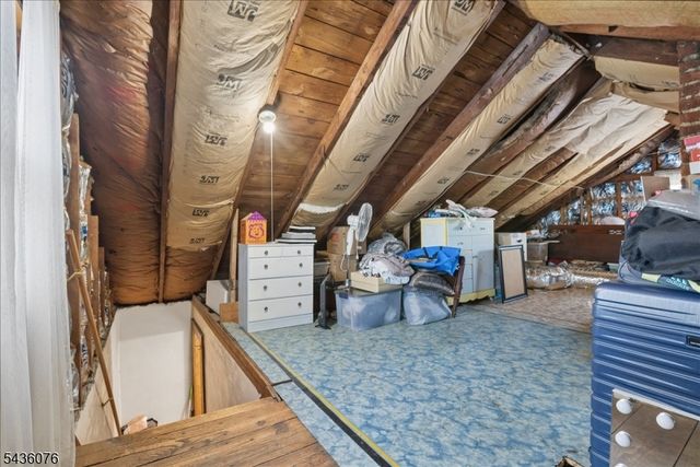 79 Franklin Pl, Totowa Boro, NJ 07512