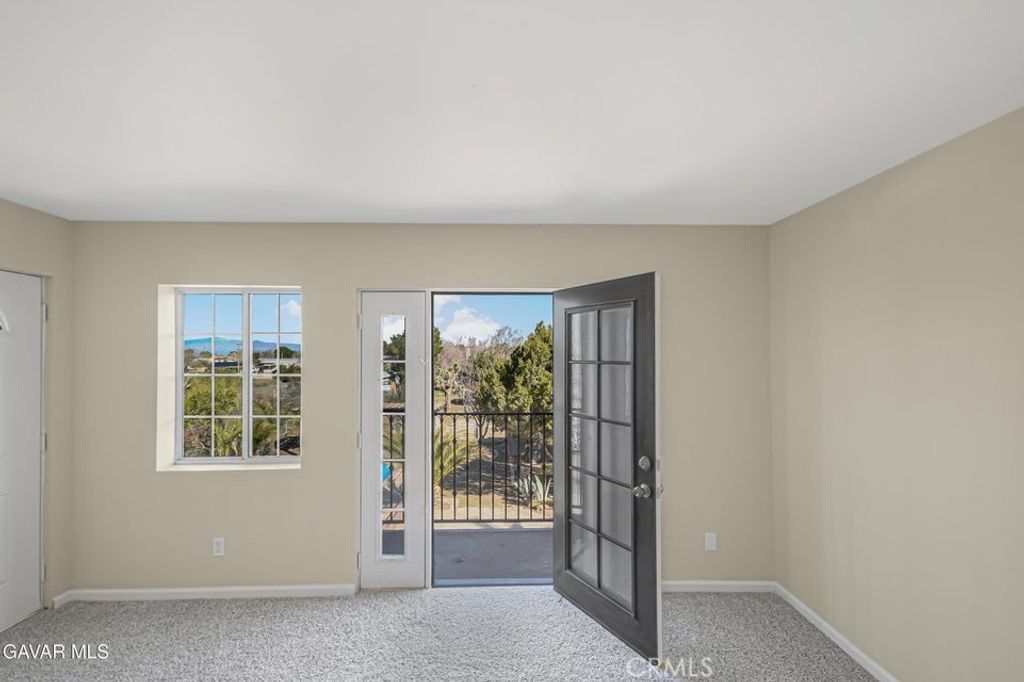 Image 32 of property listing at 4621 W West Avenue K12, Lancaster, CA 93536