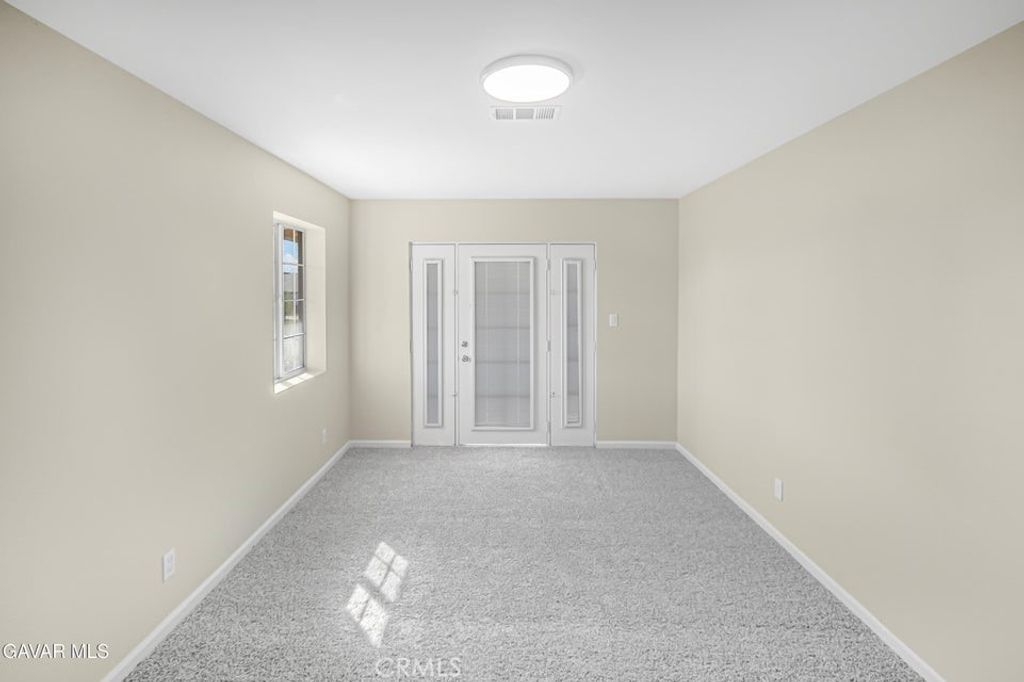 Image 39 of property listing at 4621 W West Avenue K12, Lancaster, CA 93536