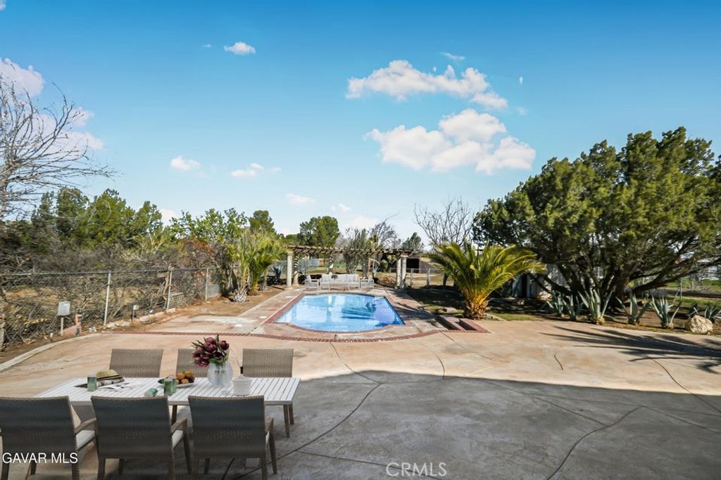 Image 49 of property listing at 4621 W West Avenue K12, Lancaster, CA 93536