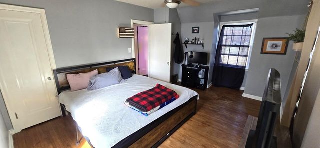 3432 E Pine St, Wichita, KS 67208