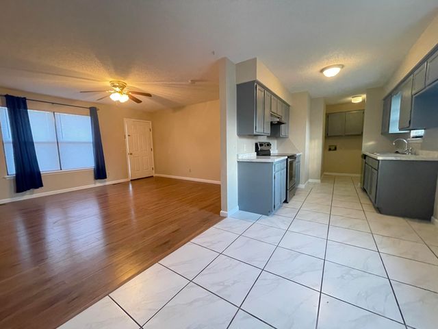 708 Striper Drive, Nixa, MO 65714