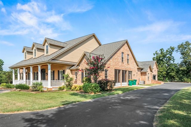 11638 Calfee Road, Conroe, TX 77304