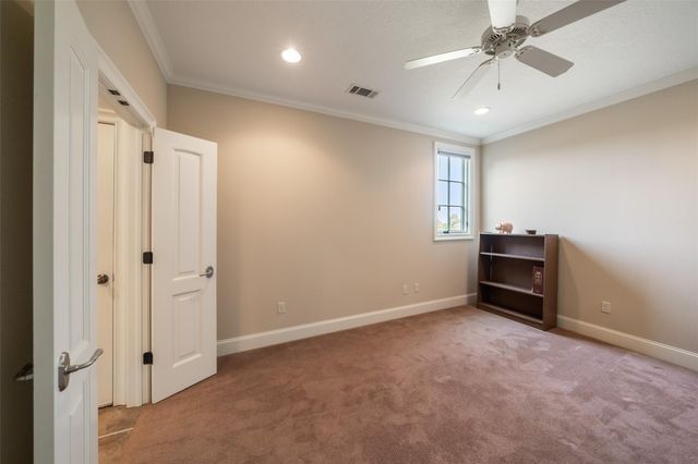 11638 Calfee Road, Conroe, TX 77304