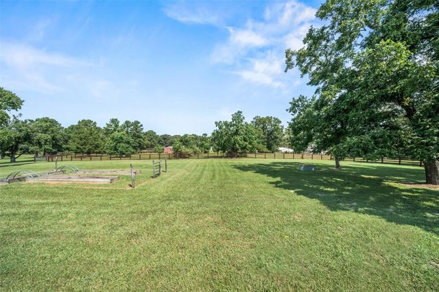 11638 Calfee Road, Conroe, TX 77304