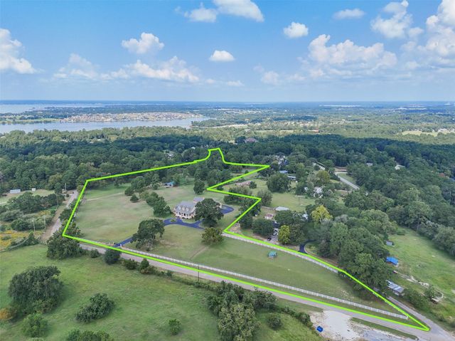 11638 Calfee Road, Conroe, TX 77304