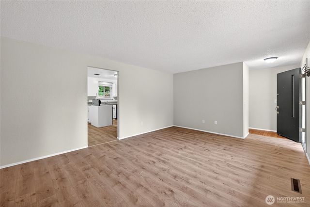 9401 Columbine Circle W, University Place, WA 98467