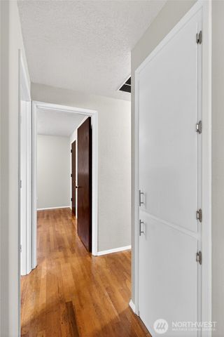 9401 Columbine Circle W, University Place, WA 98467