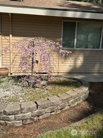 9401 Columbine Circle W, University Place, WA 98467