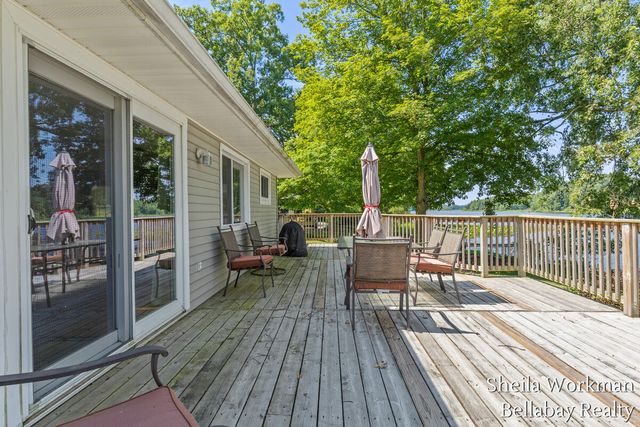 305 Clear Lake Drive, Dowling, MI 49050