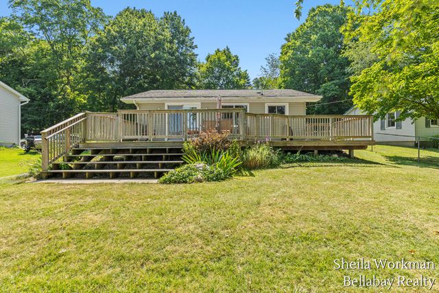 305 Clear Lake Drive, Dowling, MI 49050