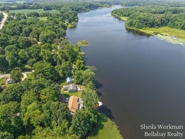 305 Clear Lake Drive, Dowling, MI 49050