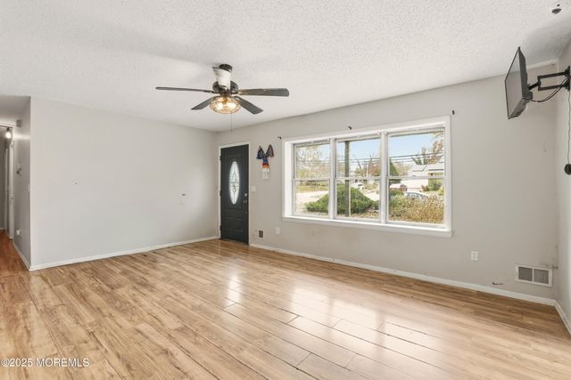 900 Cumberland Boulevard, Manchester, NJ 08759