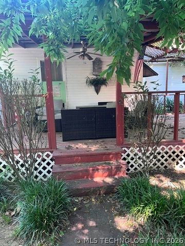 114 S 12 Street, Madill, OK 73446