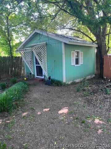 114 S 12 Street, Madill, OK 73446