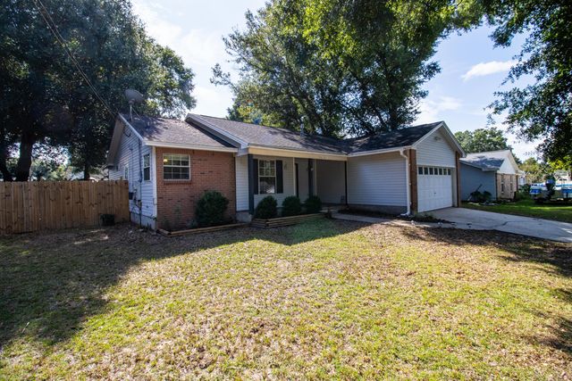3014 Windsor Circle, Crestview, FL 32539