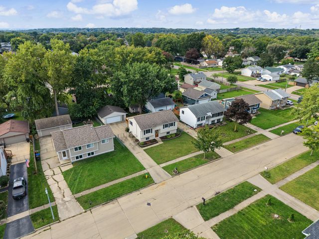 4217 Leyden Avenue, Des Moines, IA 50317