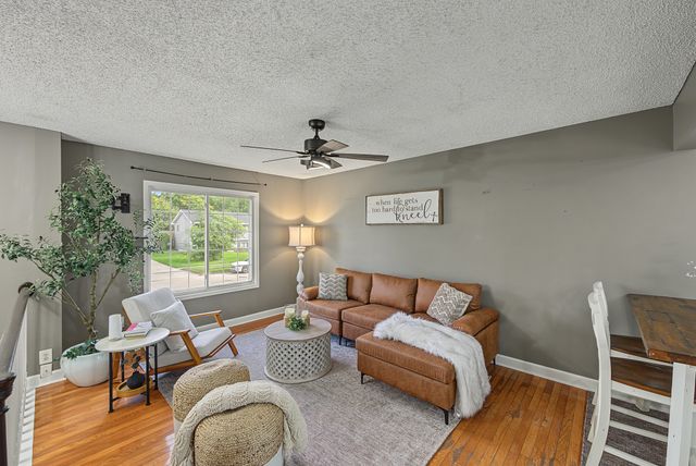 4217 Leyden Avenue, Des Moines, IA 50317