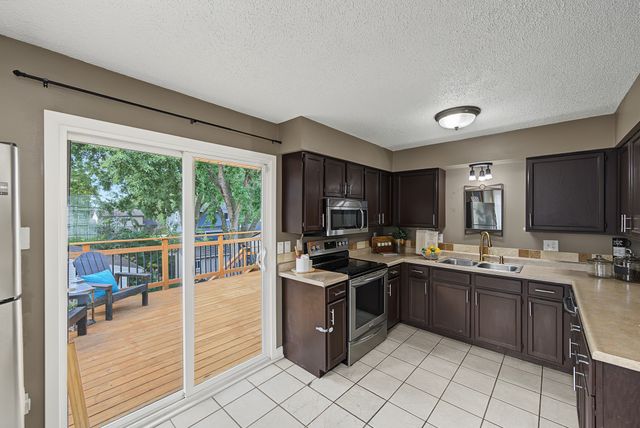 4217 Leyden Avenue, Des Moines, IA 50317