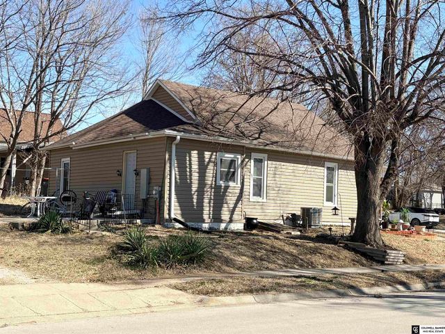 2401 N Chester Street, Lincoln, NE 68521