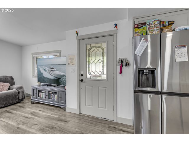 15758 Se HIGHWAY 224 120, Damascus, OR 97089