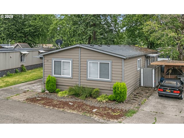15758 Se HIGHWAY 224 120, Damascus, OR 97089