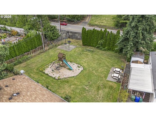 15758 Se HIGHWAY 224 120, Damascus, OR 97089