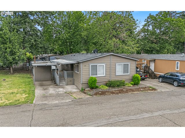 15758 Se HIGHWAY 224 120, Damascus, OR 97089