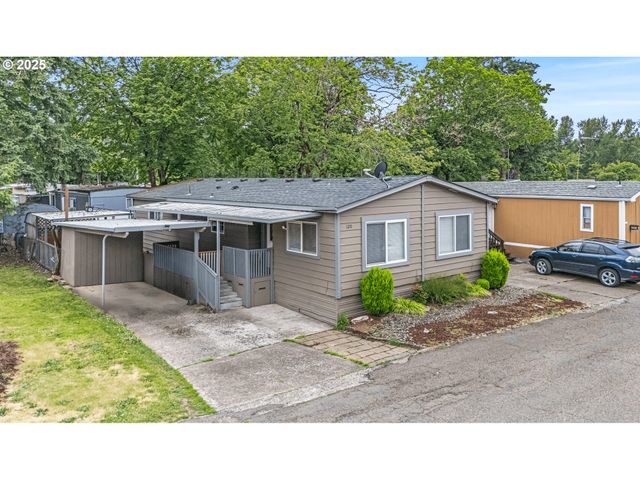 15758 Se HIGHWAY 224 120, Damascus, OR 97089