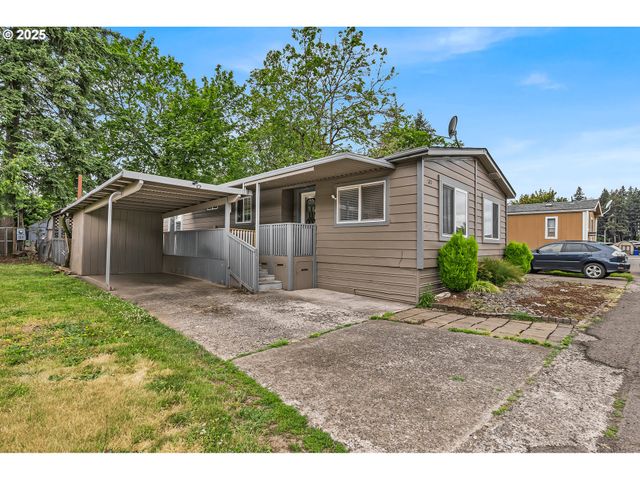 15758 Se HIGHWAY 224 120, Damascus, OR 97089