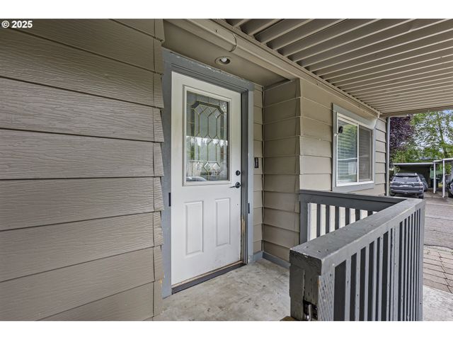 15758 Se HIGHWAY 224 120, Damascus, OR 97089
