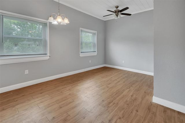 1429 E HOWRY AVENUE, Deland, FL 32724