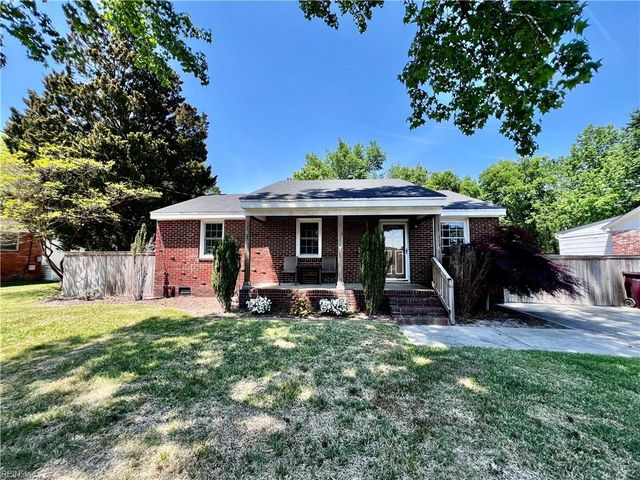 1114 Woodland Terrace DR, Chesapeake, VA 23323