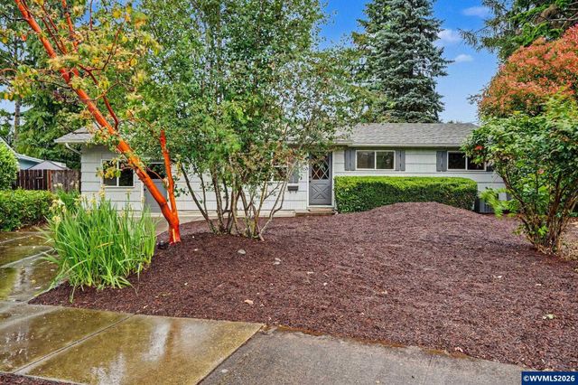 1695 NW Arthur Cir, Corvallis, OR 97330