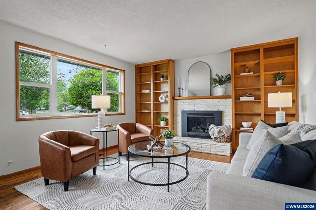 1695 NW Arthur Cir, Corvallis, OR 97330