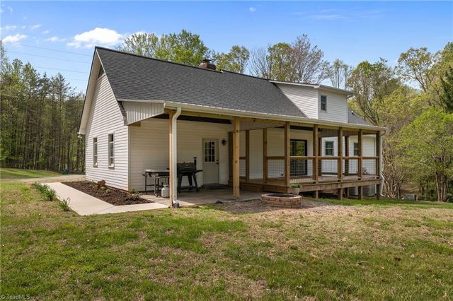 233 Rock Spring Drive, Reidsville, NC 27320