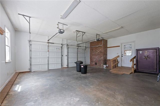 233 Rock Spring Drive, Reidsville, NC 27320