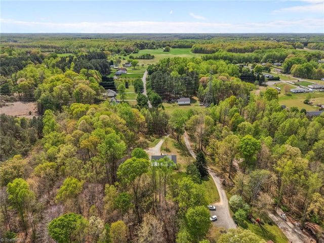 233 Rock Spring Drive, Reidsville, NC 27320