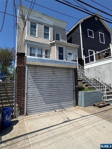 45 Ogden Street, Newark, NJ 07104