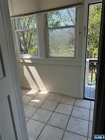 45 Ogden Street, Newark, NJ 07104