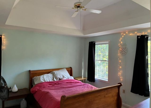 17 Meetinghouse Road, Keene, NH 03431